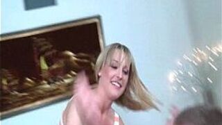 Beauties Ashlyn Leigh and Tristyn Kennedy alternately blowin - porn video