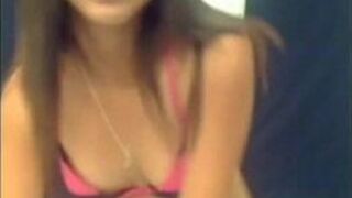 Pierced hottie gets her pussy toyed - porn video